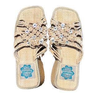 Vintage Sketchers Woven Straw Beaded Sandals Size 6